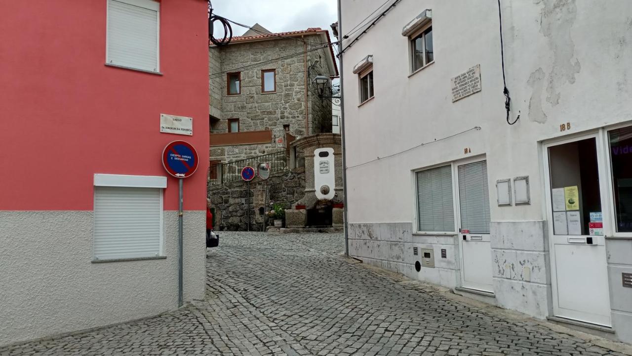 Vila Casa Do Pelourinho - T1 Loriga Exteriér fotografie